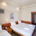 Ntinas Hotel