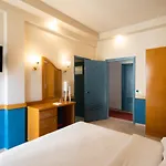 Ntinas 3*