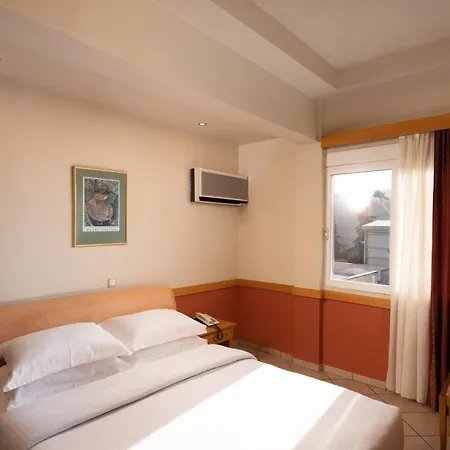 Ntinas Hotel 3*