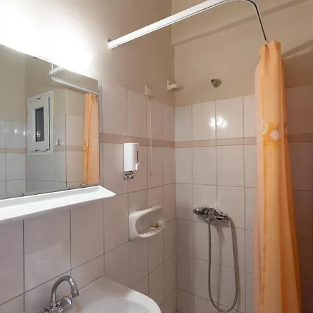 Hotell Ntinas 3*